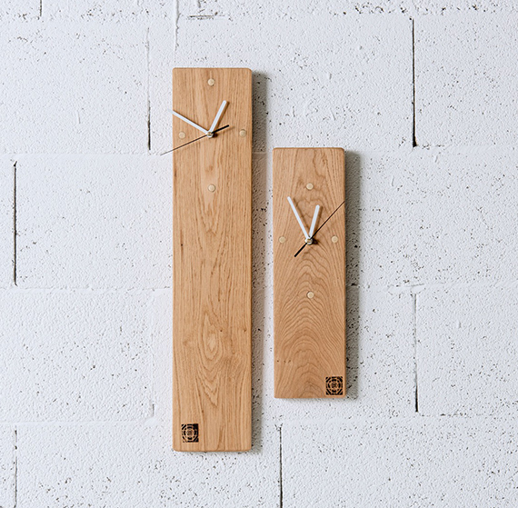 שעון קיר מעץ מלא